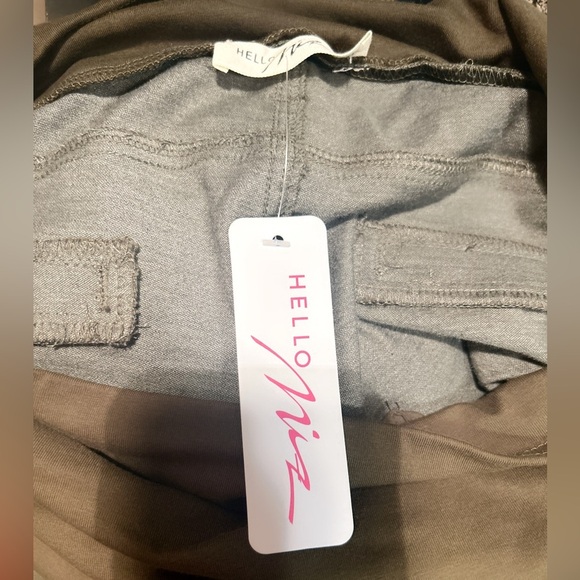 Hello Miz Brown Maternity Pants | Pull-On Comfort | Size S NWT - Picture 4 of 5